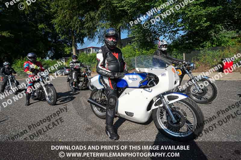 cadwell park;cadwell park photographs;cadwell trackday photographs;enduro digital images;event digital images;eventdigitalimages;peter wileman photography;racing digital images;trackday digital images;trackday photos